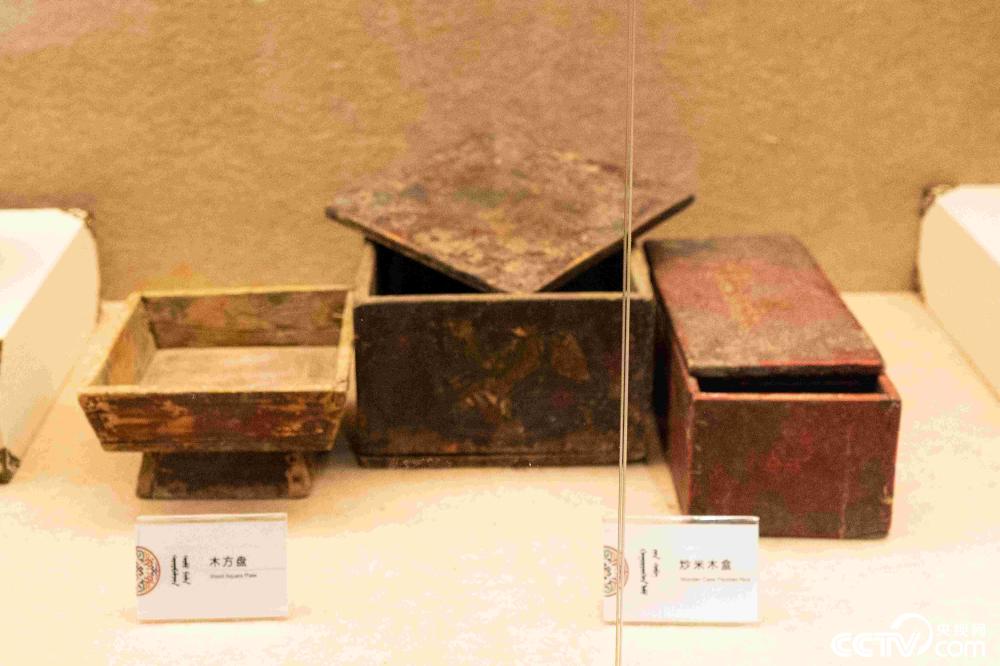 【新时代·幸福美丽新边疆】乌审召：牧区有“大寨” 荒漠有