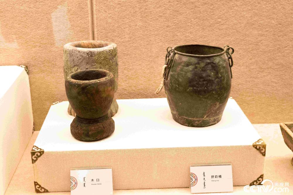 【新时代·幸福美丽新边疆】乌审召：牧区有“大寨” 荒漠有