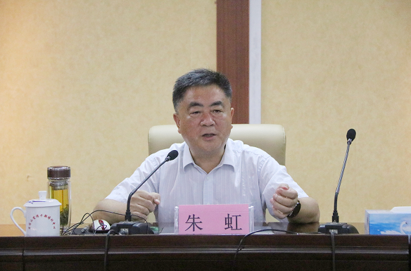 江西省人大常委会党组副书记,副主任朱虹发言