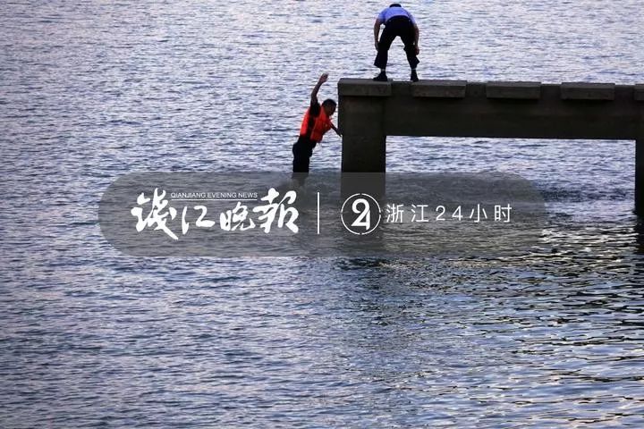 这一伸手，就是生与死的距离！