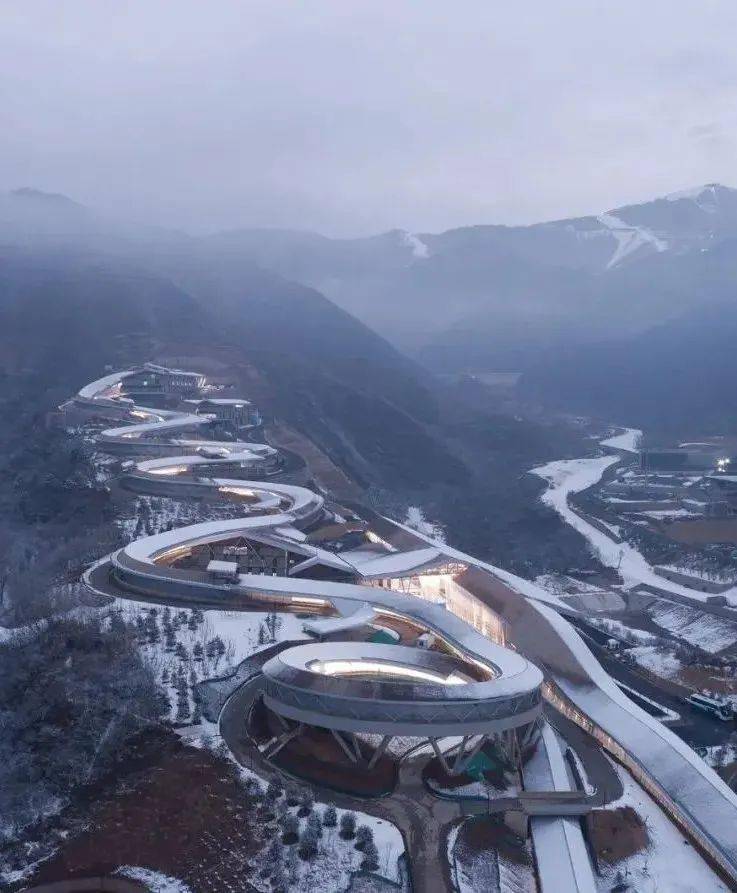 Xi Jinping ile Kış Olimpiyatları’nda Çin kültürünün izinde_fororder_雪游龙