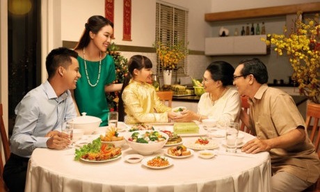 Cầu vồng Hữu nghị: Văn hoá trong bữa cơm của người Việt