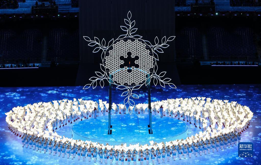 惊艳、突破、圆梦——北京冬奥会半程综述