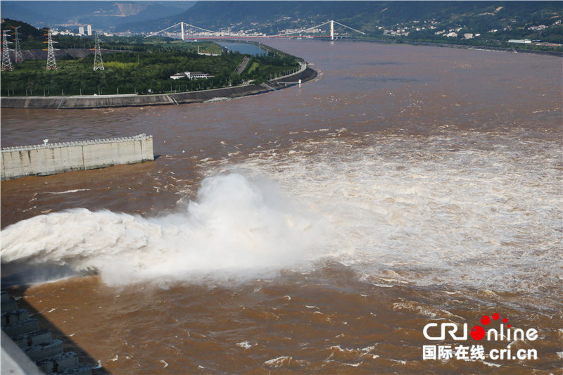 【湖北】【CRI原创】高峡出平湖：宜昌三峡坝区风景如画