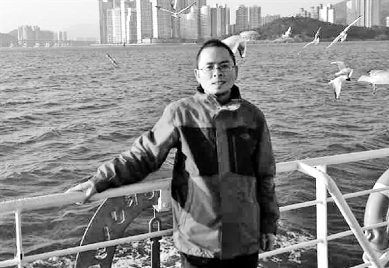 这位80后能读懂三千年前古文字 常人看来有如天书