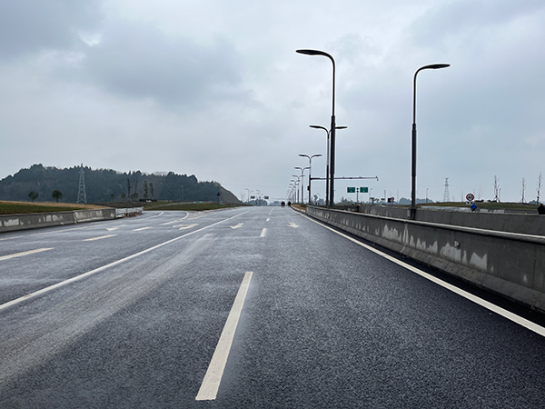成龙简快速路简阳段和金简仁快速路二期简阳段同步试通车_fororder_金简仁快速路-供图-简阳市委宣传部