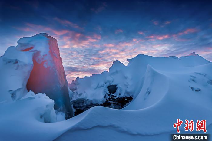 中俄界湖兴凯湖冰天雪地现美景