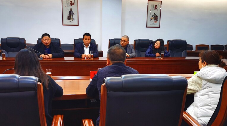 【快讯】邹记福酒业与贵州湄潭经开区年产2000吨酱香白酒生产项目成功签约