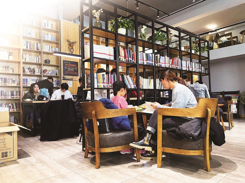 白城市:积极探索阅读驿站建设_fororder_3a48908f-7233-41a0-b31b-30b3c688adcb