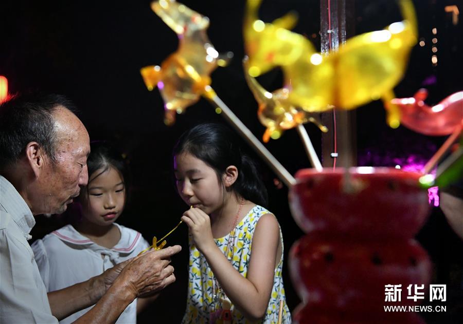 “古都夜八点” 醉美洛阳城