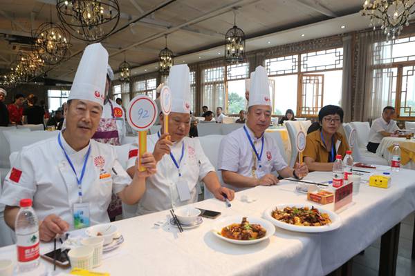 长安区举办农家乐厨艺大赛 比拼舌尖上的农家盛宴