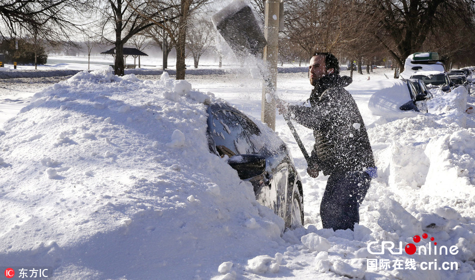 罕见暴风雪席卷美国东北部 已致多人死亡(组图