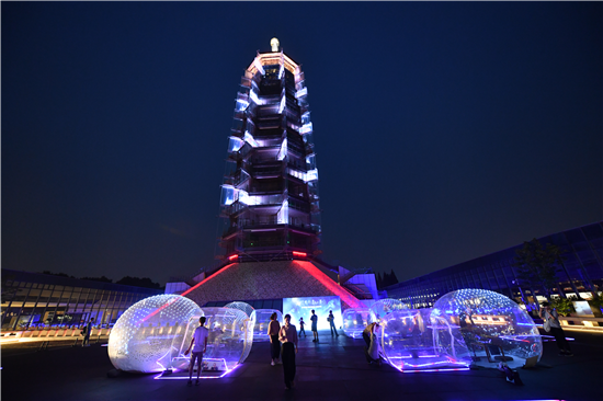 （供稿 旅游列表 三吴大地南京 移动版）南京大报恩寺遗址公园打造有情人专属“浪漫之夜”（列表页标题）大报恩寺遗址公园打造有情人专属“浪漫之夜”