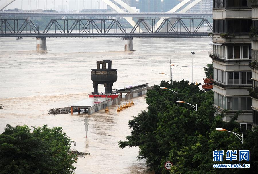 广西柳州市区柳江水位超警戒水位 沿江低洼地带被淹