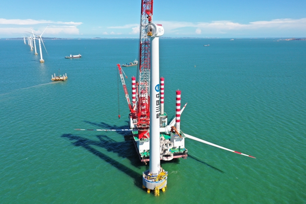 国内首台10兆瓦海上风电机组在福清并网发电