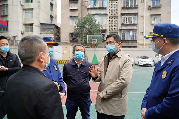 雅安市雨城区委副书记、区长陈建伟调研森林防灭火应急能力建设工作_fororder_调研交流-供图-雨城区委宣传部
