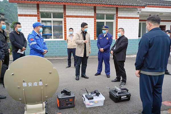 雅安市雨城区委副书记、区长陈建伟调研森林防灭火应急能力建设工作_fororder_调研现场-供图-雨城区委宣传部