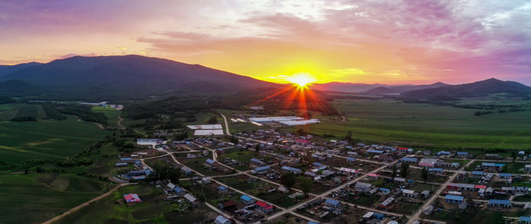 黑龙江双鸭山：大顶子山风景美如画