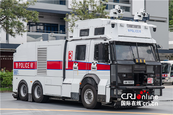 香港警方首次展示特别用途车——“水炮车”