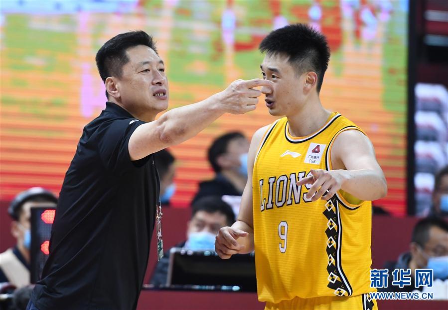 CBA复赛第二阶段:八一南昌不敌浙江广厦控股 CBA复赛第二阶段:八一南昌不敌浙江广厦控股
