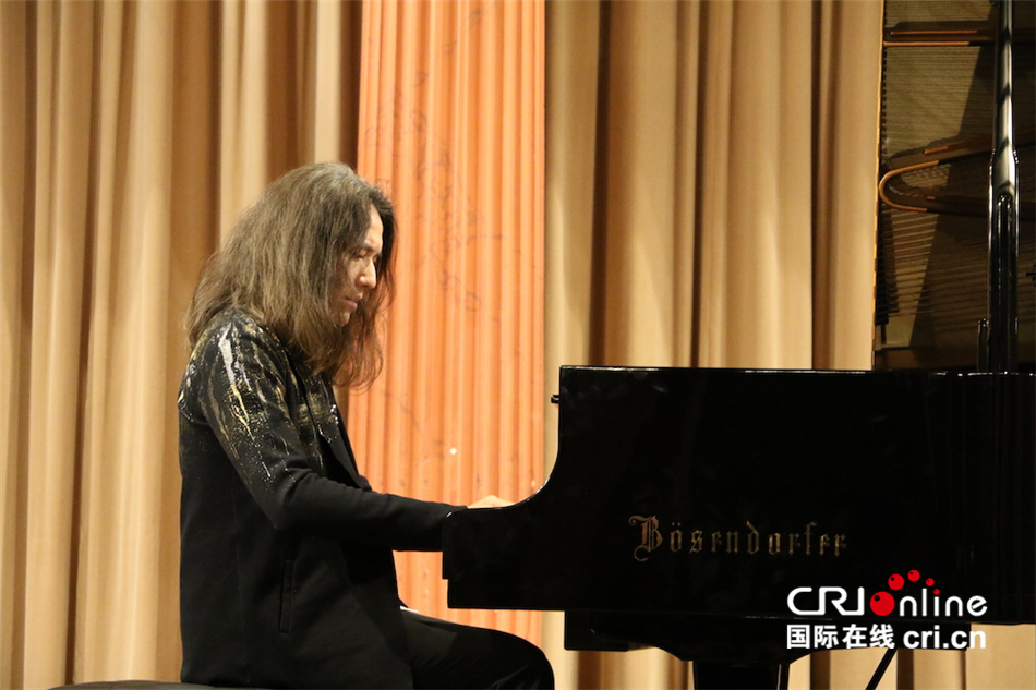 “我和我的祖国”唱响维也纳金色大厅