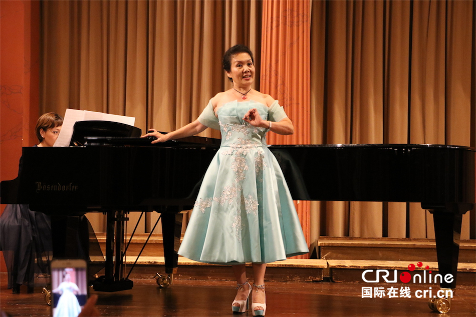 “我和我的祖国”唱响维也纳金色大厅
