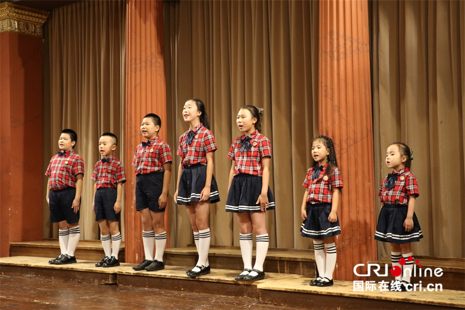 “我和我的祖国”唱响维也纳金色大厅