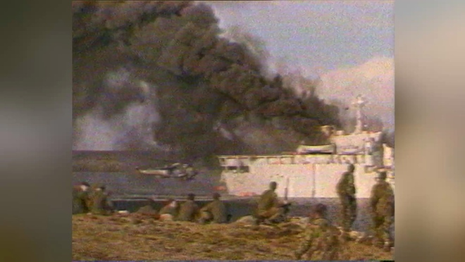 Ngayong araw sa kasaysayan: Abril 2, 1982, sumiklab ang digmaan sa pagitan ng Argentina at Britanya sa Malvinas Islands Ngayong araw sa kasaysayan: Abril 2, 1982, sumiklab ang digmaan sa pagitan ng Argentina at Britanya sa Malvinas Islands_fororder_马岛不带配音.mp4_20220402_172827.101