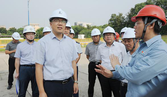 (在文中作了修改）（供稿 社会广角列表 三吴大地泰州 移动版）泰州海陵区领导督查百日攻坚战安全生产工作