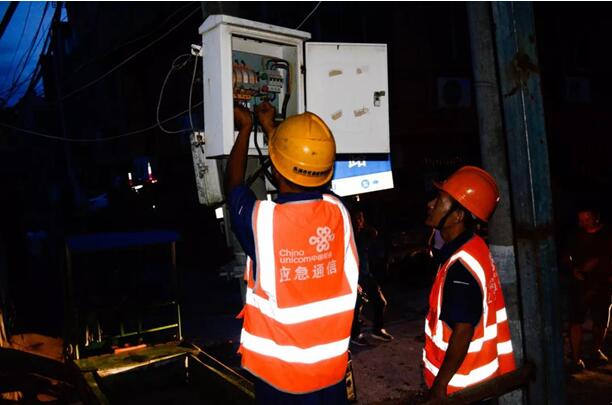 迎战“利奇马” 他们逆风而行