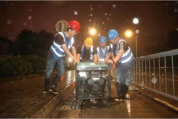 迎战“利奇马” 他们逆风而行