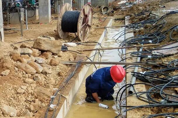 迎战“利奇马” 他们逆风而行