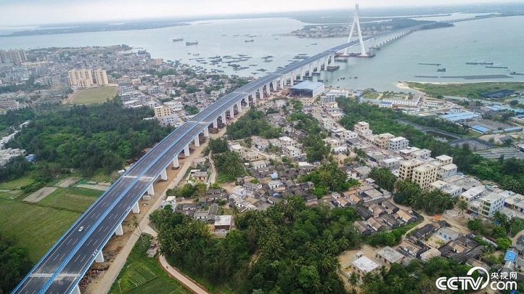 图片默认标题_fororder_图2  海文大桥，连接海口市与文昌市的跨海通道.JPG