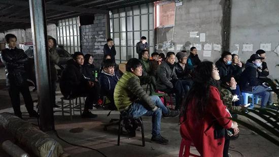 打工者二代出路难寻：农村非退路 被剥夺感强烈