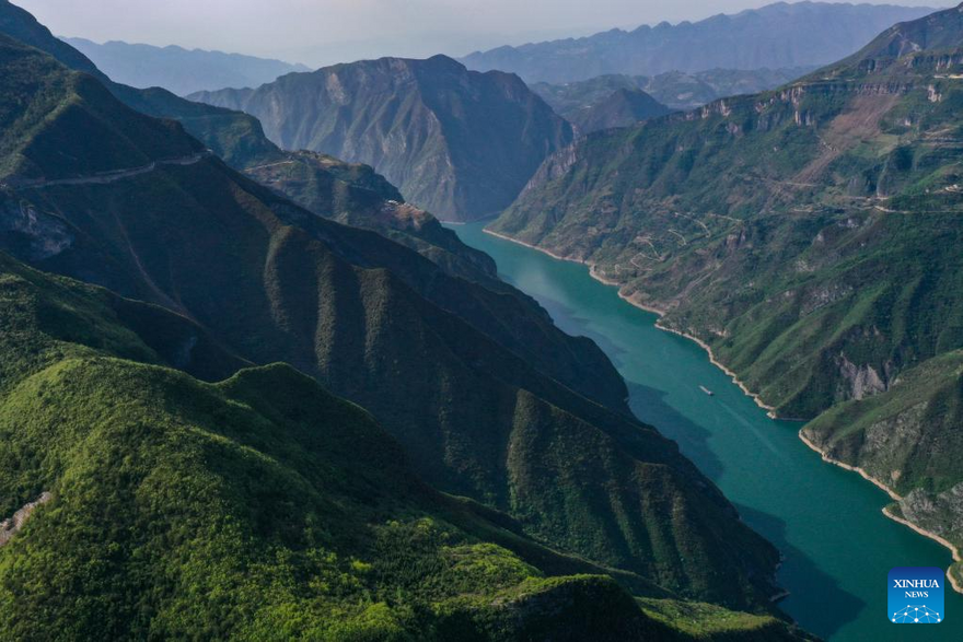 View of Yangtze River in Wushan County, SW China's Chongqing