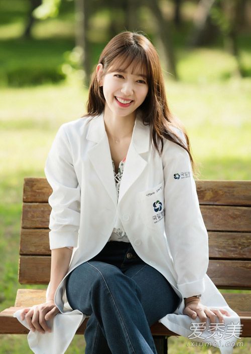 朴信惠《doctors》开播 剧中美搭抢先看