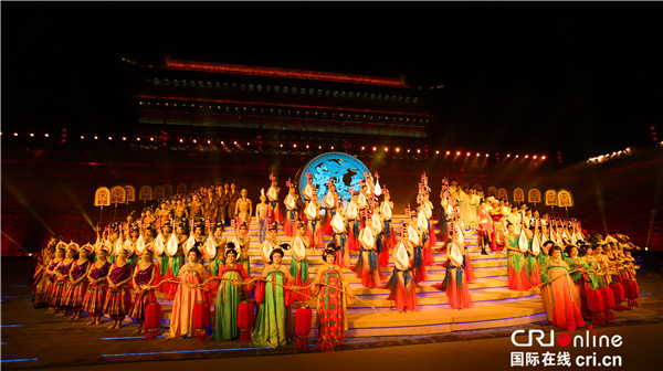 升级版《梦长安——大唐迎宾盛礼》亮相西安曲江新区    展现丝绸之路起点的人文风情