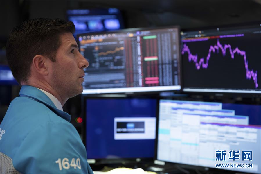 纽约股市三大股指14日暴跌