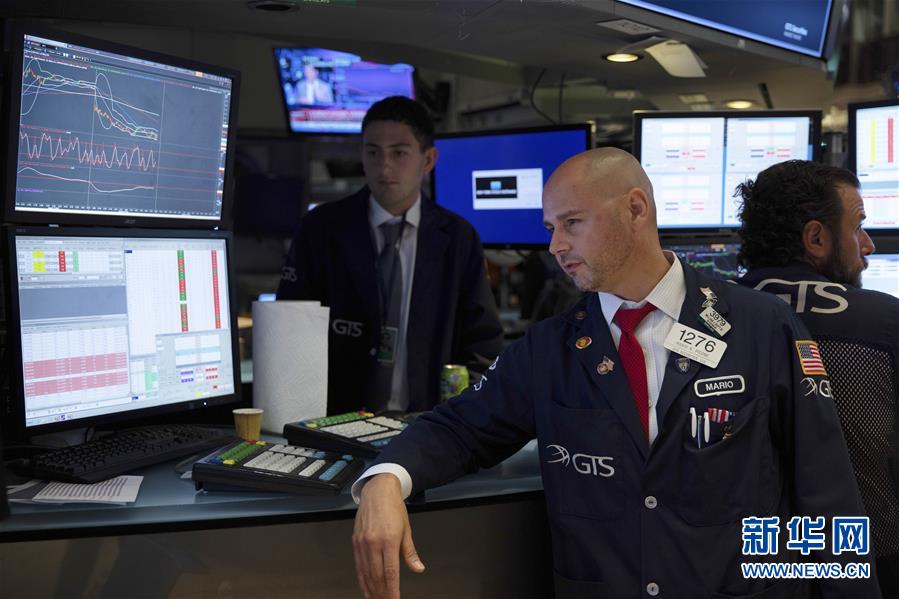 纽约股市三大股指14日暴跌