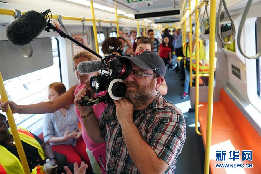 中车在美生产首批地铁车辆正式载客运营