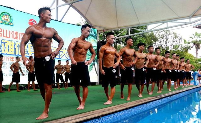 湖南昭山：沙滩健身健美大赛精彩纷呈