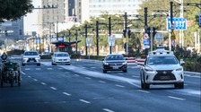 【首頁+頭條新聞網】北京開放國內首個乘用車無人化運營試點