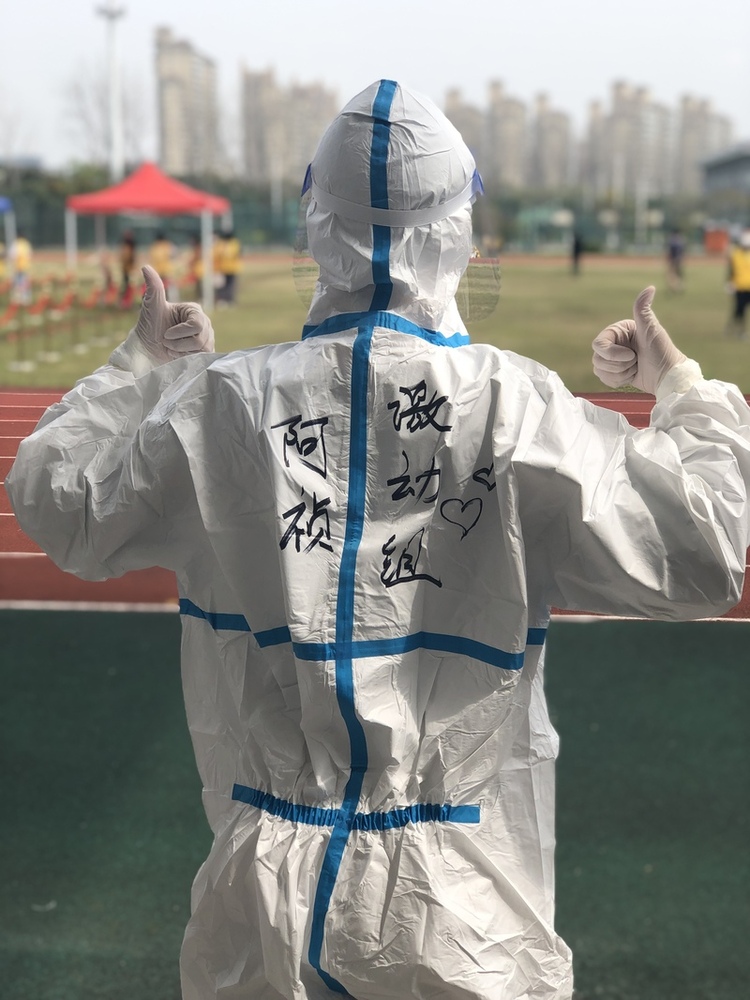 【自述】26岁上海高校女教师:为了保护患病学生,我成了全校最孤独的人