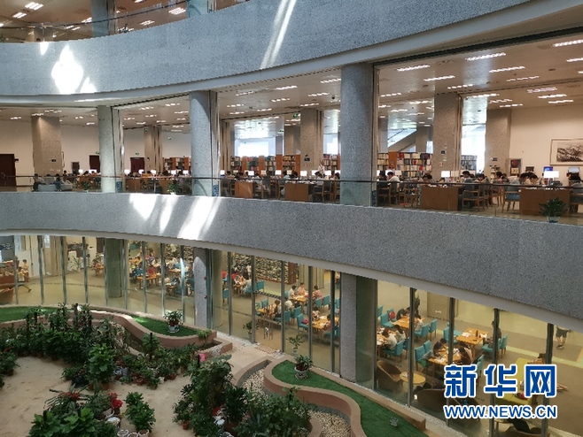 湖北省图书馆“悦读一夏”活动迎来暑期“读书热”
