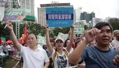 港台腔：香港“沉默的大多数”，向暴力说“不”