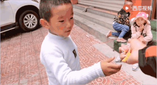 20岁,800天,这个小伙从上海一路走到了尼泊尔 20岁,800天,这个小伙从上海一路走到了尼泊尔