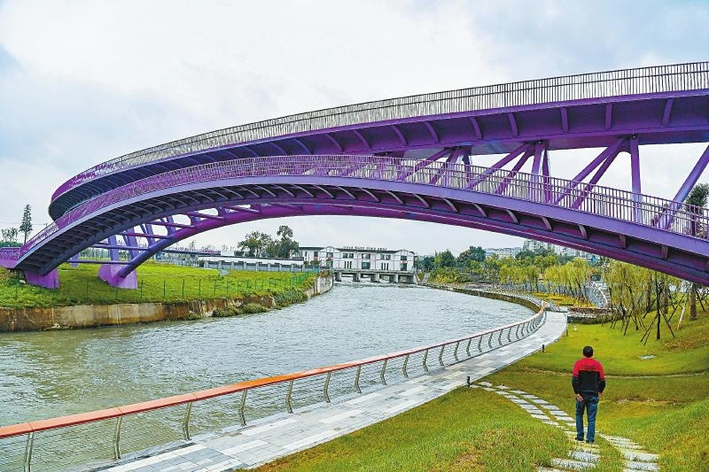 （转载）瞧一“桥” 公园城市里的“幸福桥”