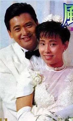 颜值落差最大明星夫妻，成龙第八，孙红雷第七，第一……