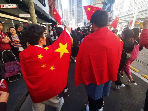 悉尼“爱国护港”和平游行，华人涌上街头表达中国心