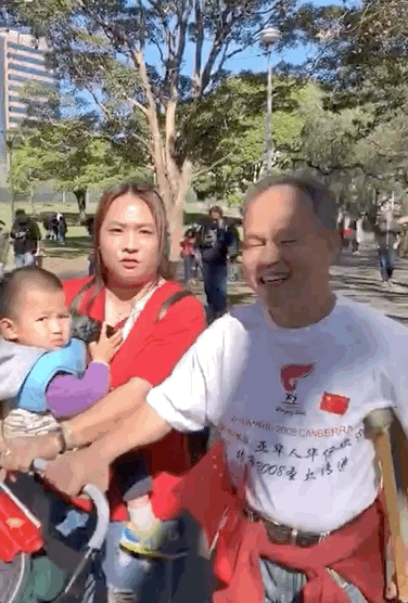 悉尼“爱国护港”和平游行，华人涌上街头表达中国心